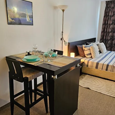 студио за в сарафово Burgas City